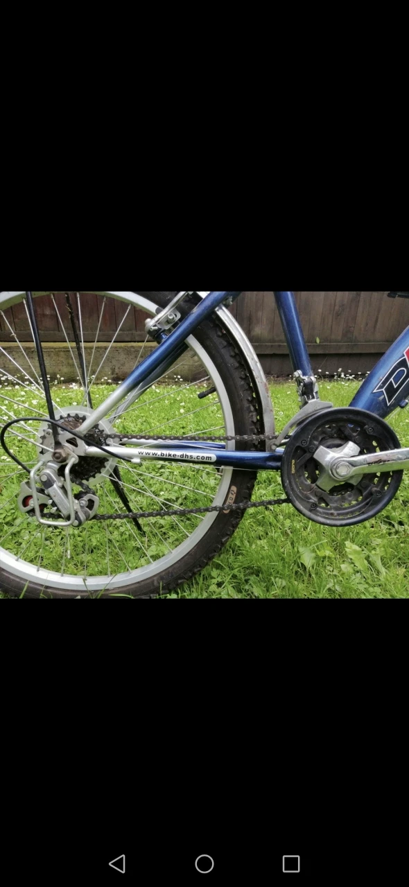 2. Bicicleta DHS