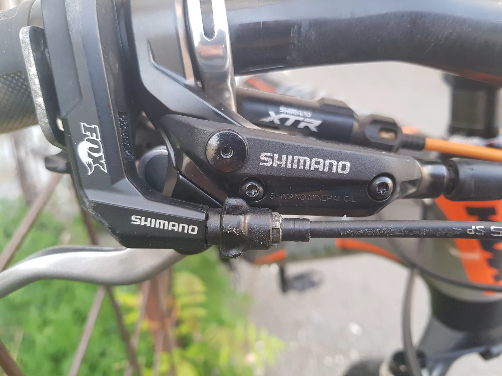 8. Bicicleta KTM Tacer Prestige Carbon