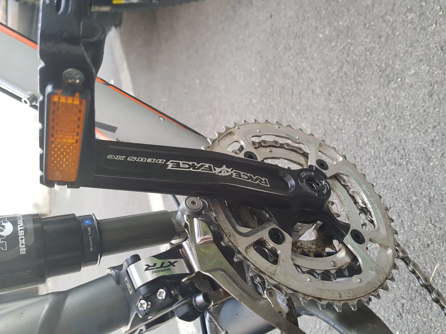3. Bicicleta KTM Tacer Prestige Carbon
