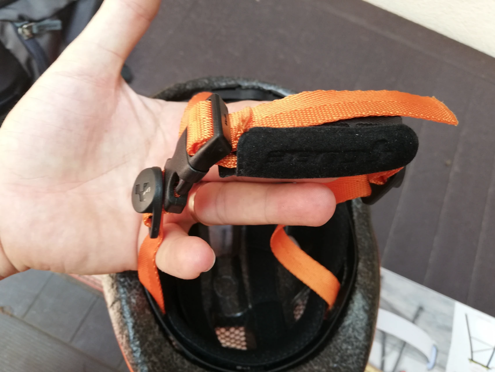 5. Vand casca protectie copii