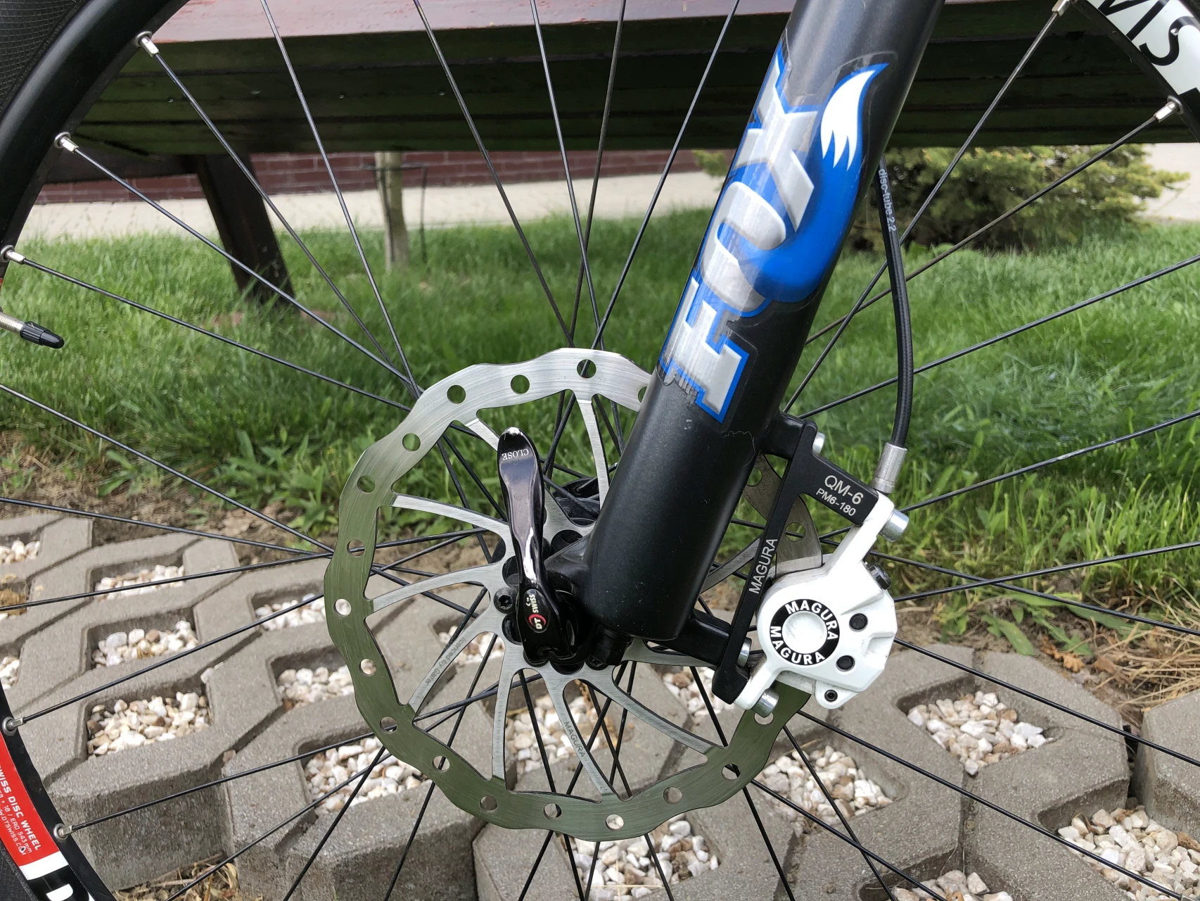 2. Bicicleta Cube AMS 125 PRO Full XT