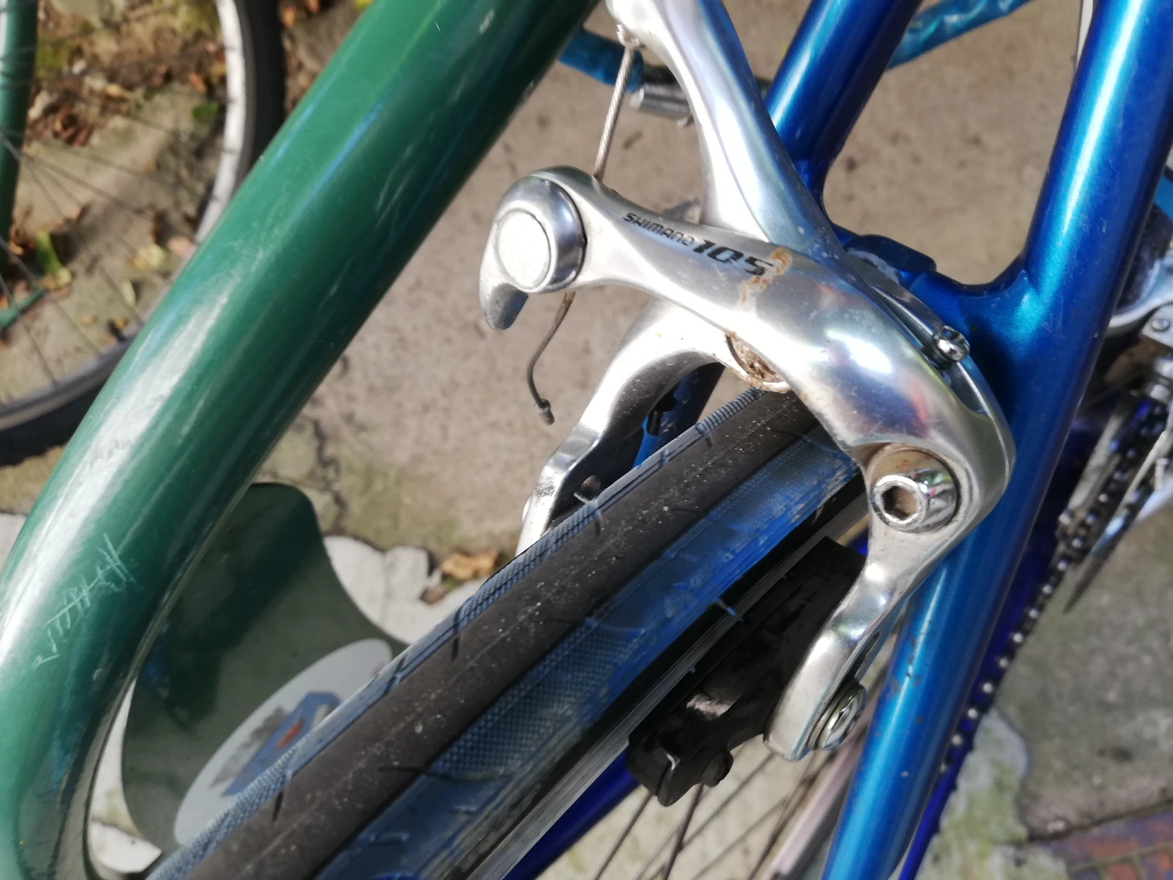 3. Vand sau schimb bicicleta TREK marimea 52