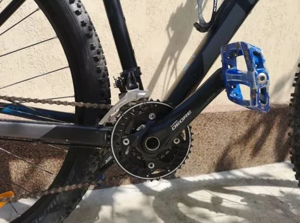 1. Bicicleta MTB Cube Attention 3x10, 29, cadru L