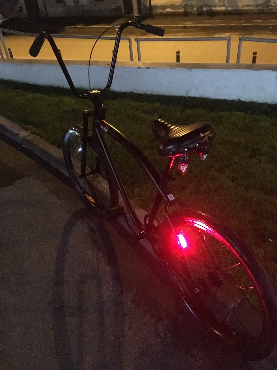 2. Bicicleta Cafe Racer UniEuro