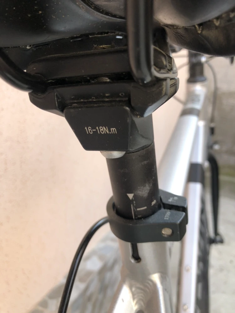 2. Bicicleta B TWIN Triban 100