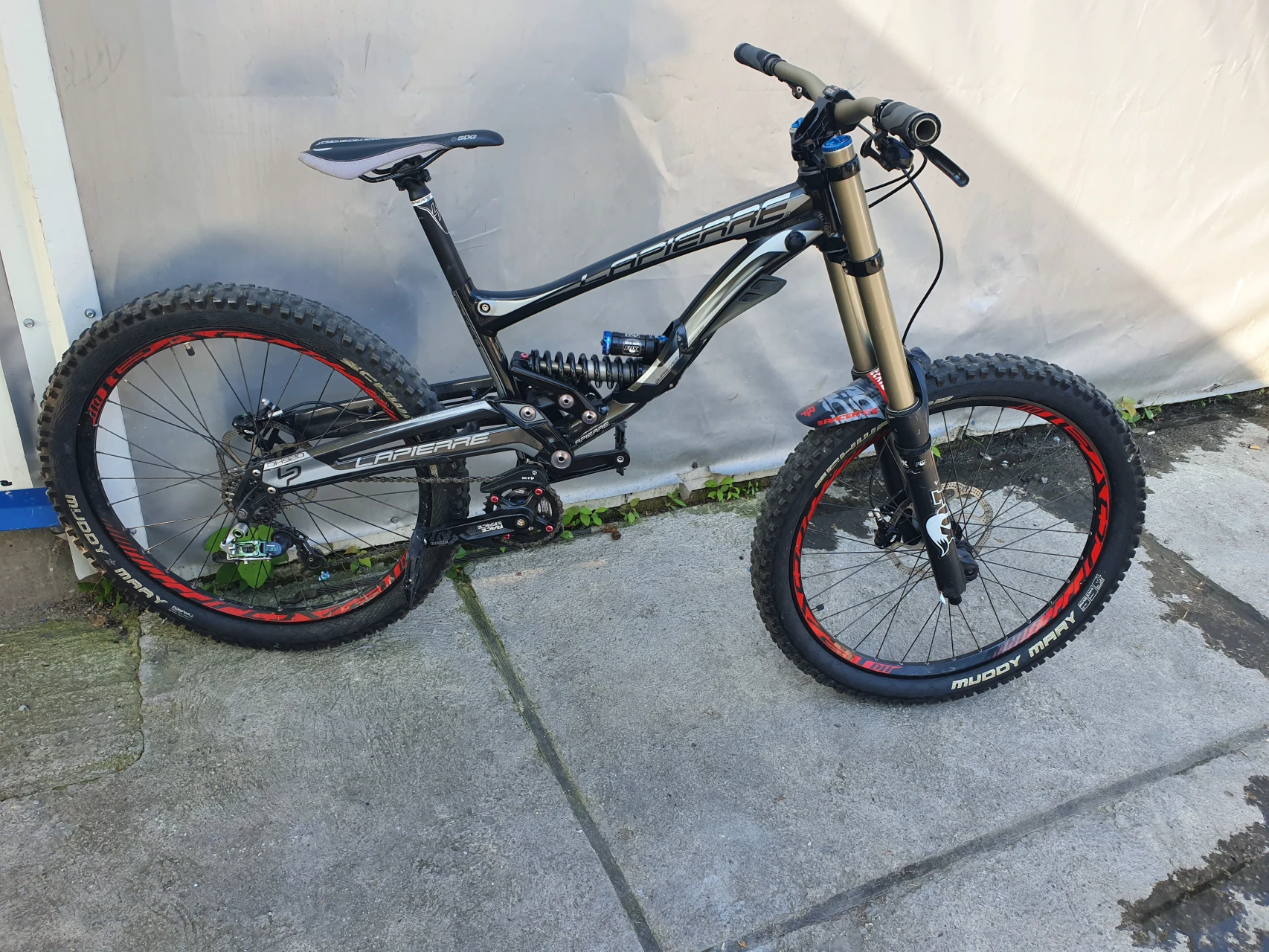 6. Lapierre DH 920