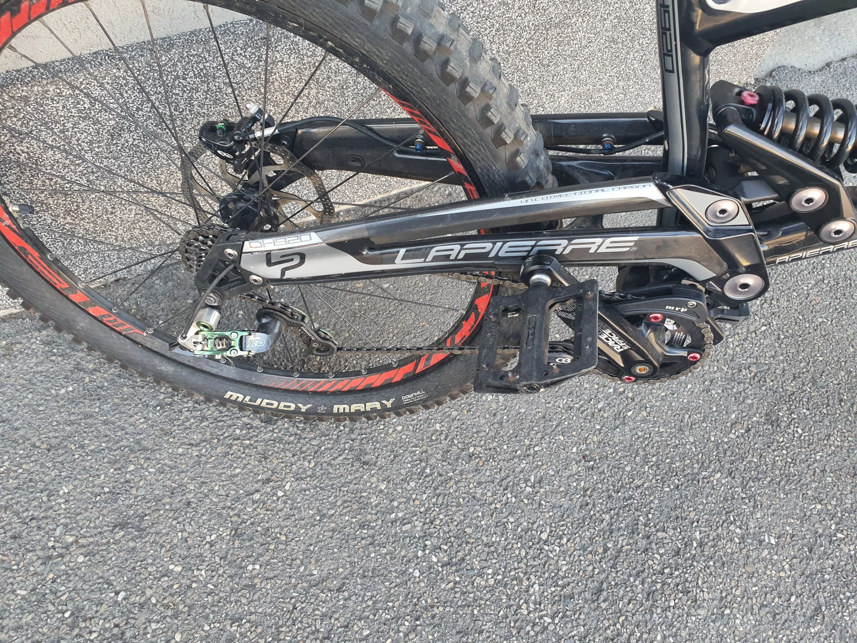 2. Lapierre DH 920