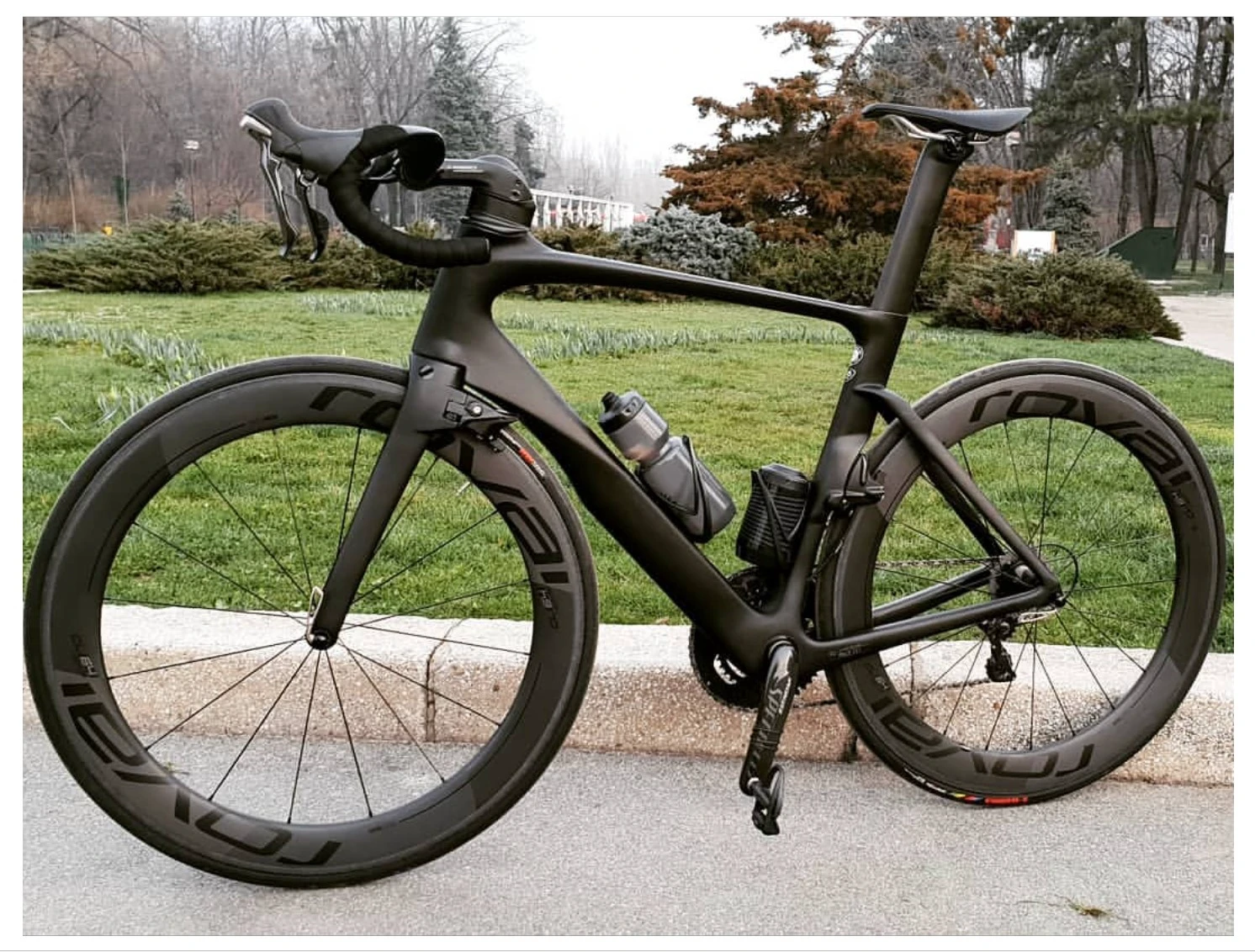 1. Vand Frameset VENGE VIAS
