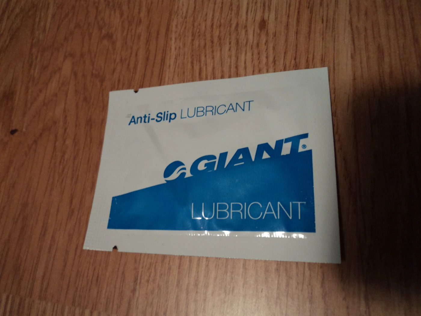 1. Pasta anti - slip Giant piese carbon