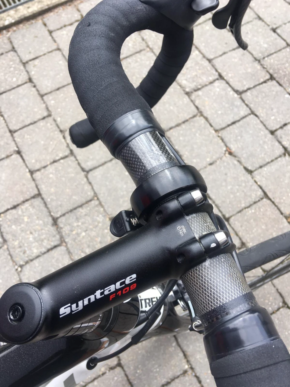 1. Trek Madone 6.9 SSL