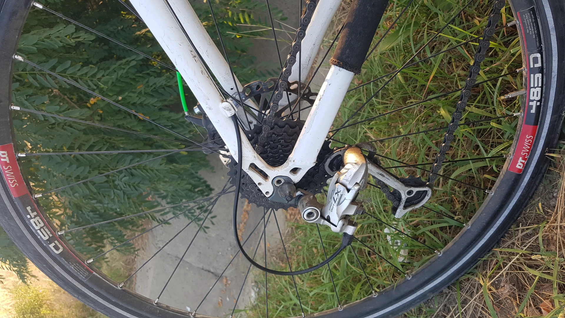 3. Vand bicicleta cu furca rock shox 30