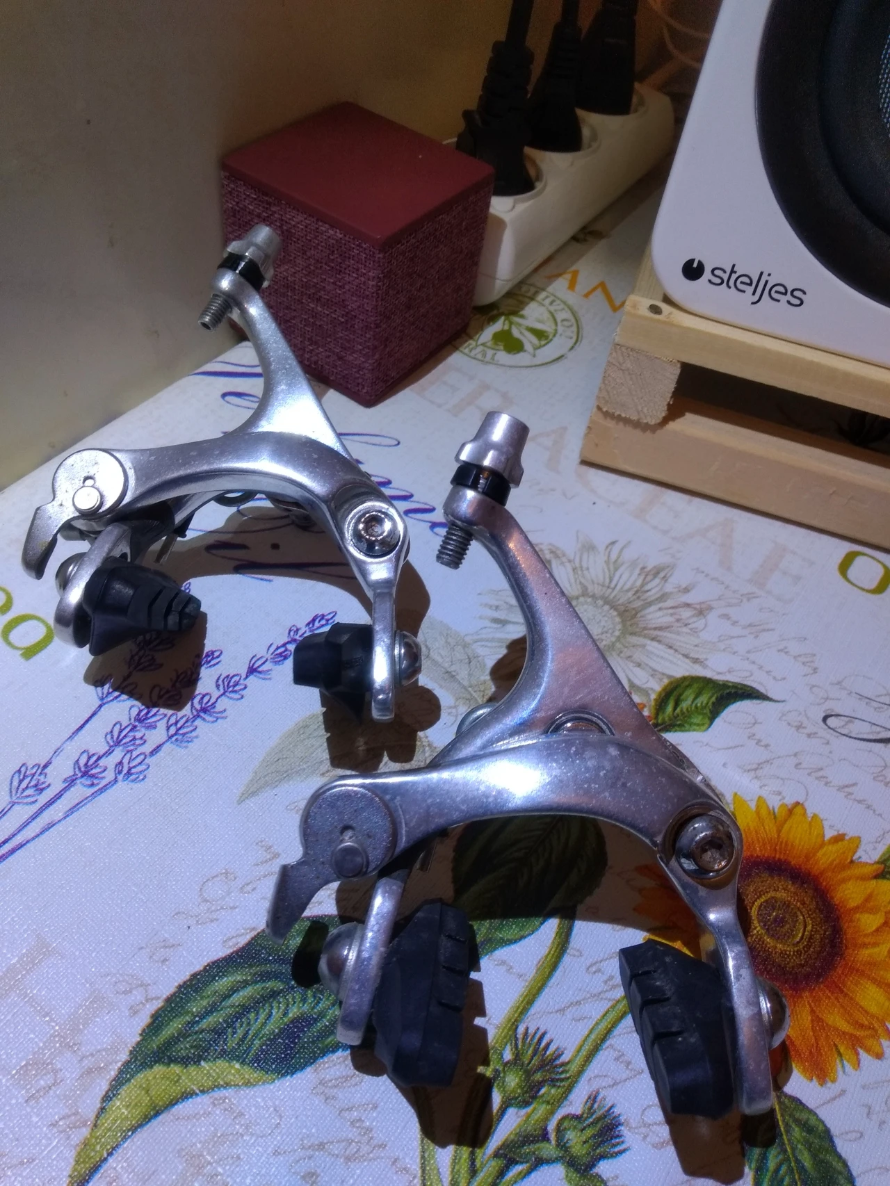 3. Clesti frana Shimano Sora 3300
