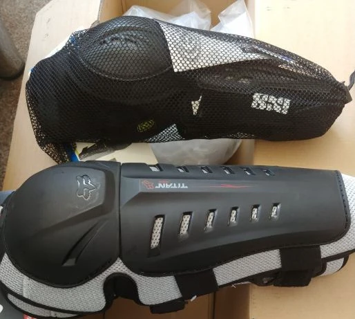 1. Vand genunchiere + tibiere fox titan plus cotiere lungi ixs