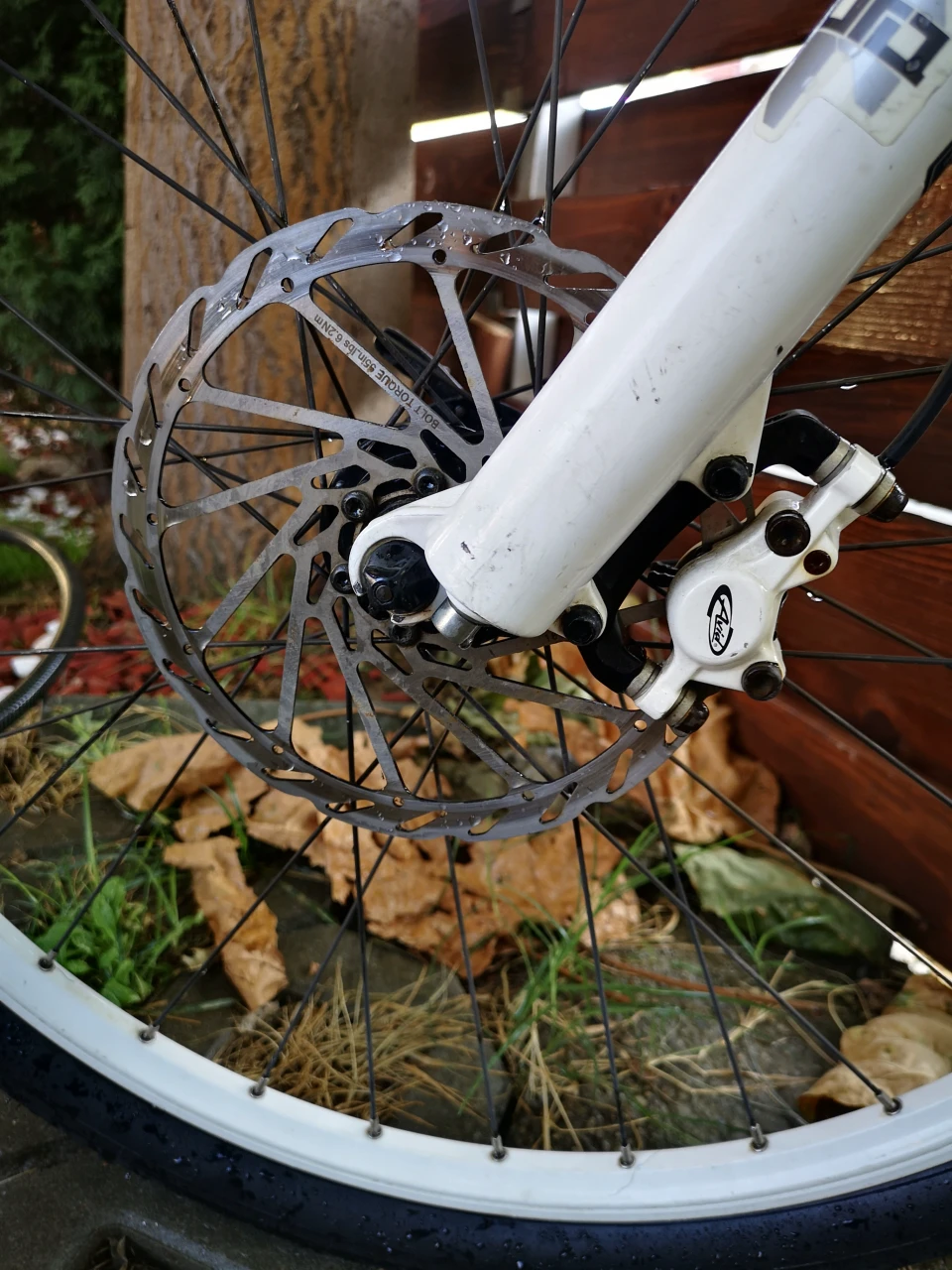 8. Vând bicicleta mtb, cross-country Kelly's cool tool expert