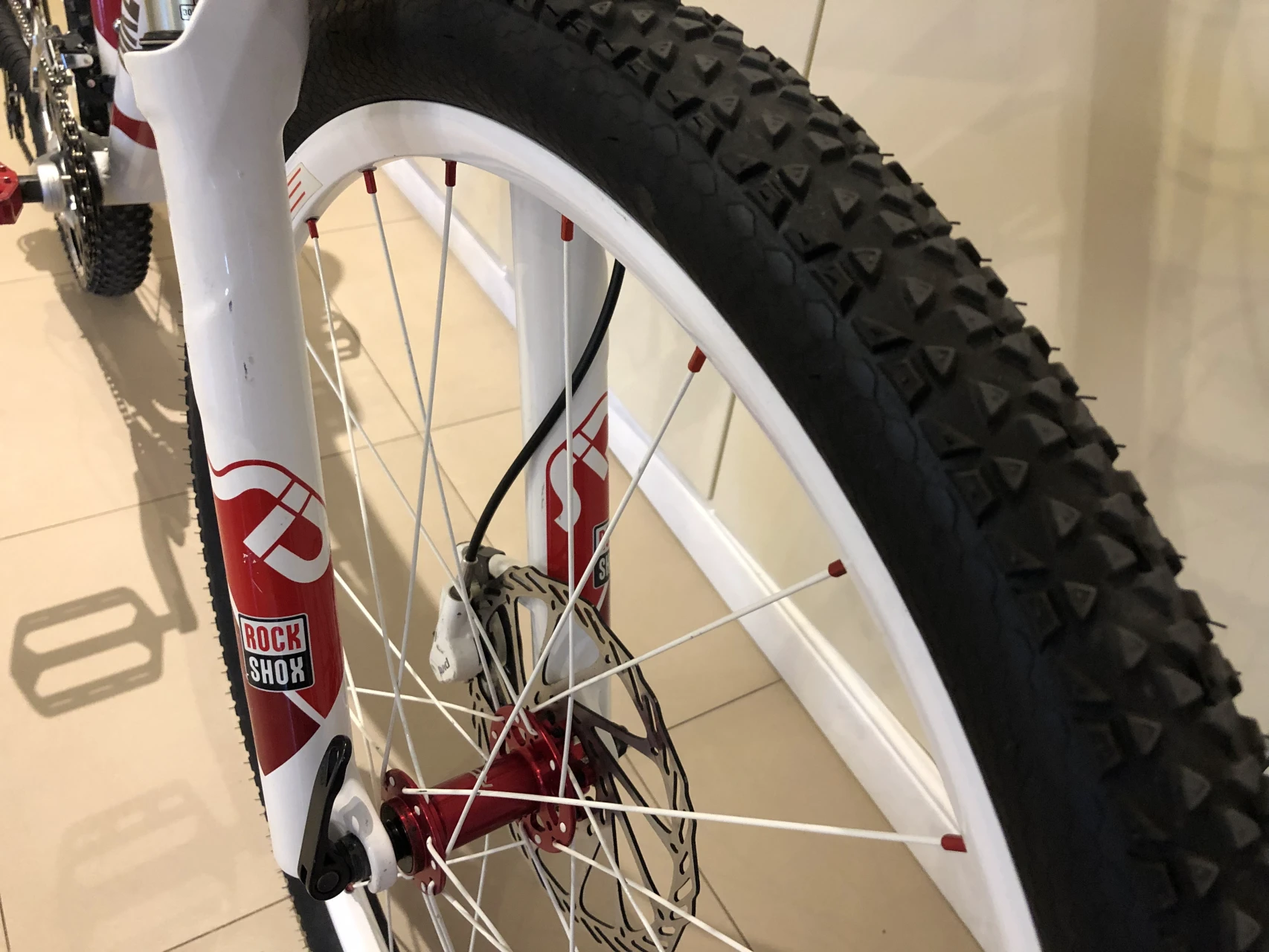 2. MTB Hardtail marimea S 10,7 kg