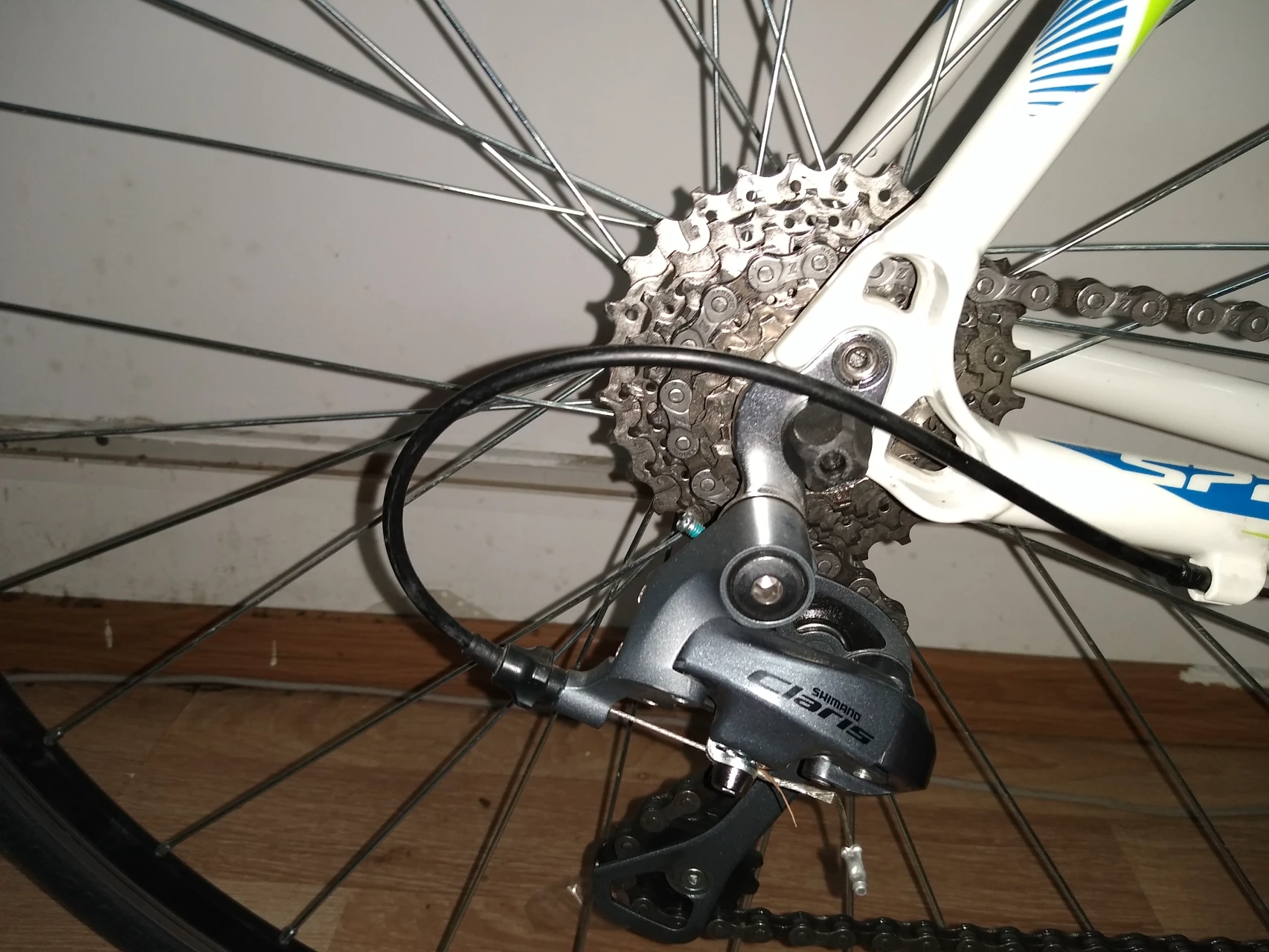 2. Bicicleta hybrid/cursiera Sprint Whisper