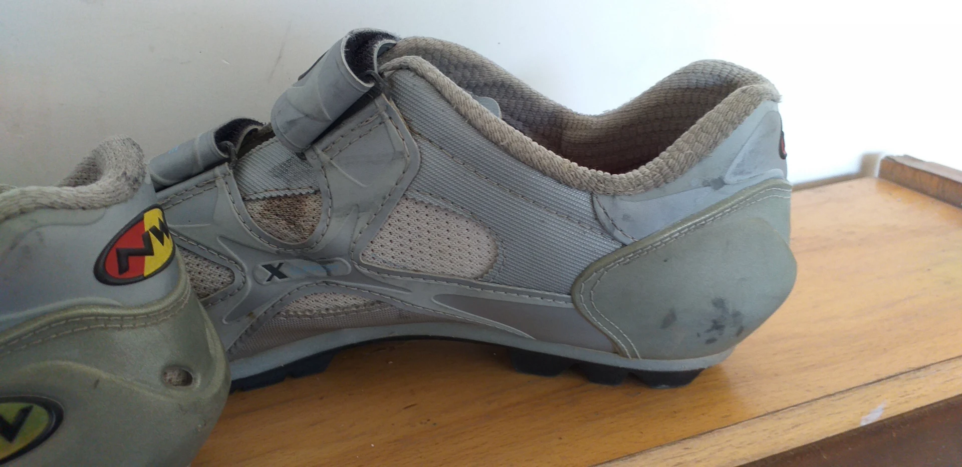 1. Pantofi Northwave 42