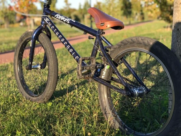 1. Vand/schimb bmx wethepeople justice 2017