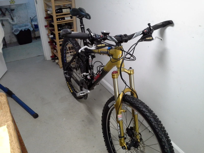 1. Vand Bicicleta Giant 2001 XTC AC AIR