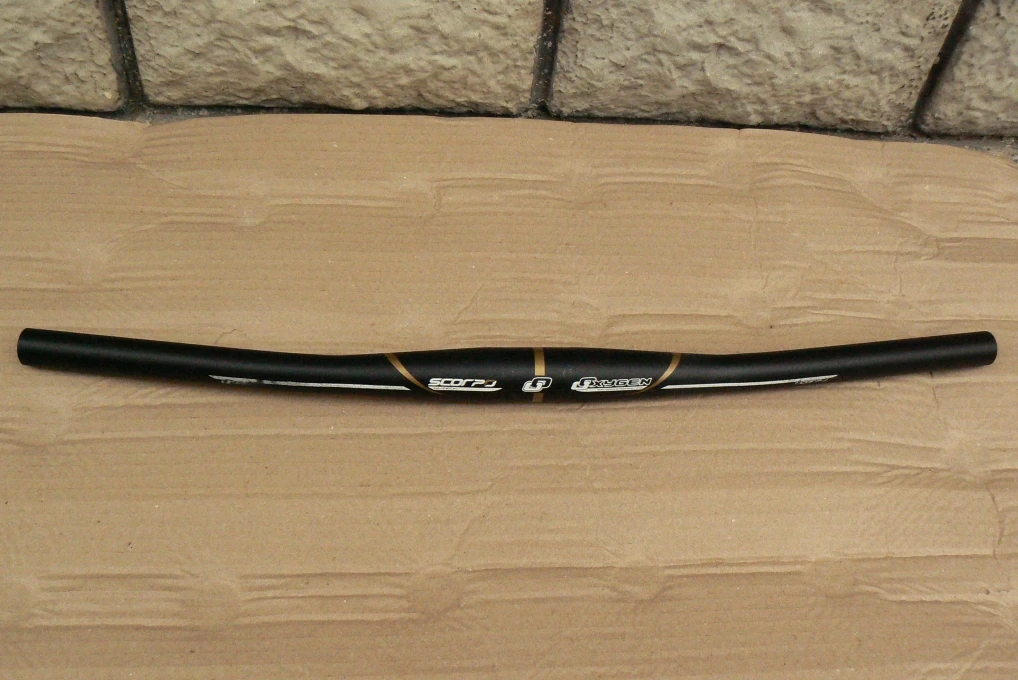 4. Ghidon Oxygen Scorpo, flatbar (rise 0mm), back sweep 6, prindere 31.8mm, 600mm