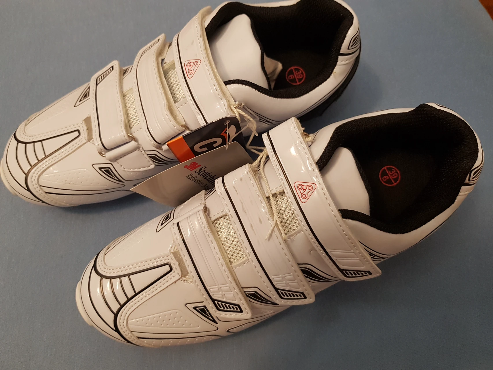 1. Pantofi MTB