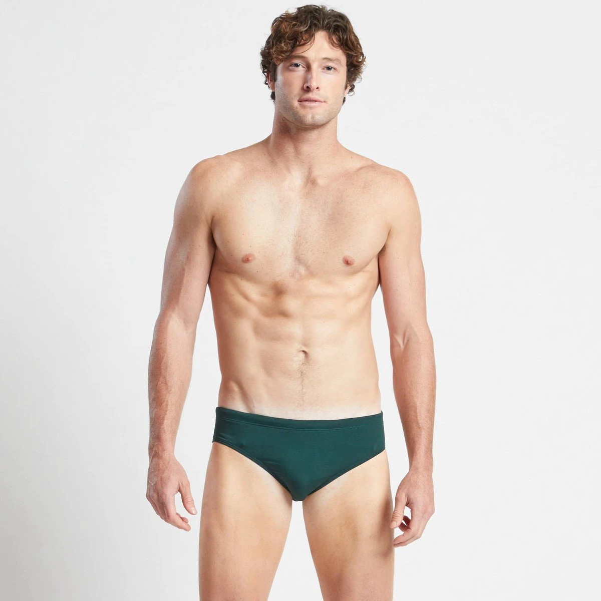 Înotător în slip FINIS Brief Solid, văzut din față