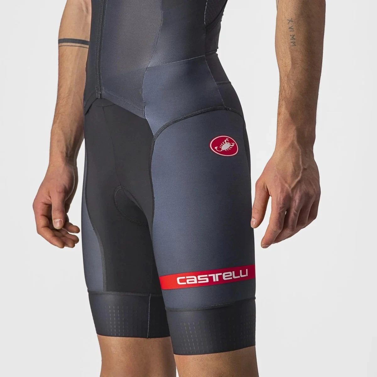 4. Castelli - costum trisuit triatlon pentru barbati, maneca scurta Free Sanremo SS Suit - negru