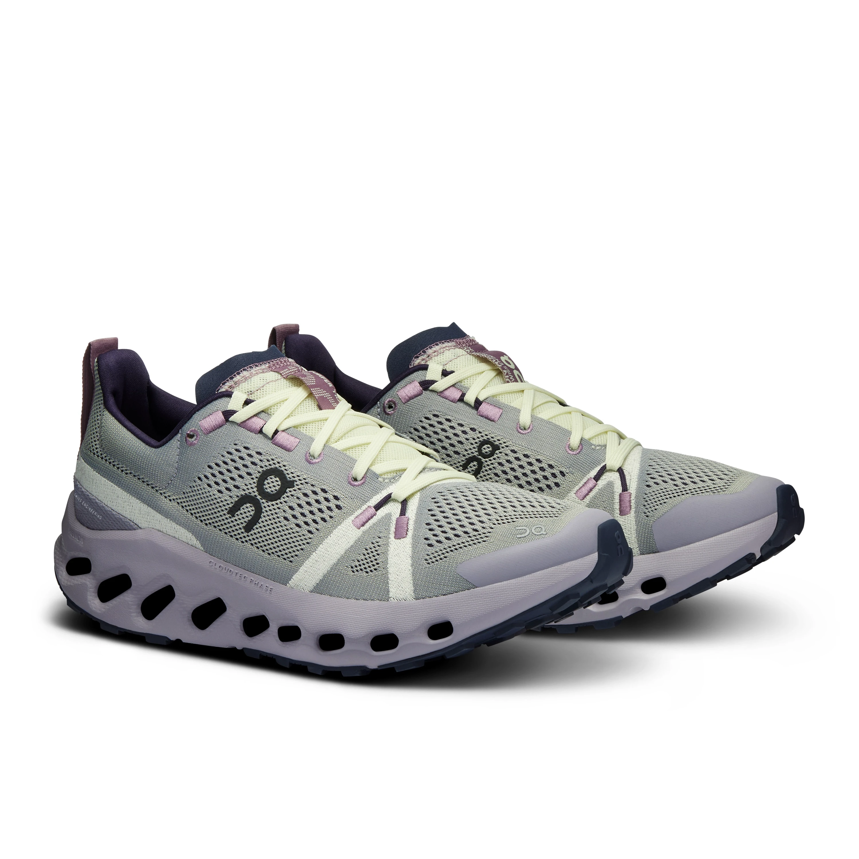 6. On - pantofi alergare trail - Cloudsurfer Trail W - mov gri deschis alb
