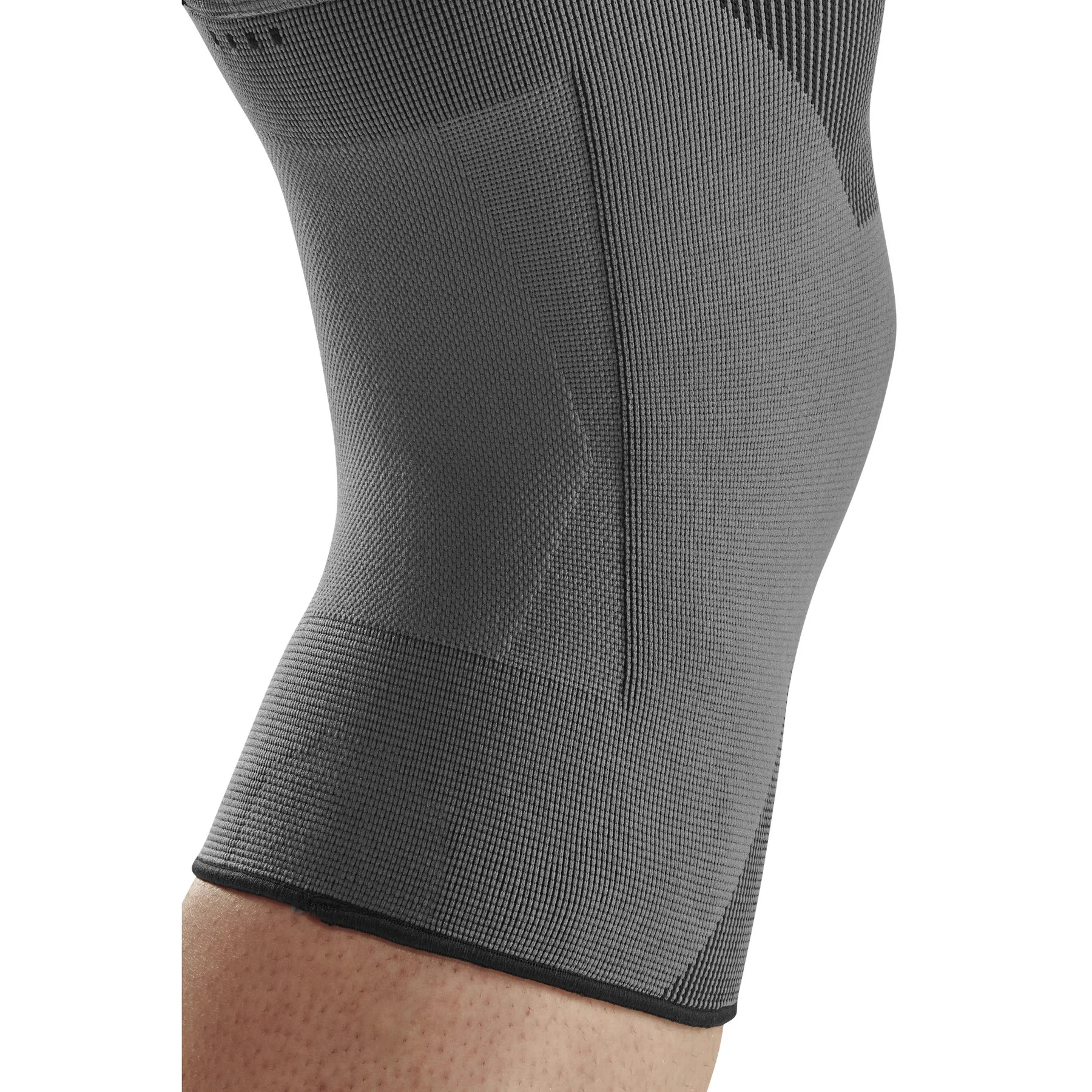 4. CEP - ortho genunchi - Mid Support Compression Knee Sleeve - Gri