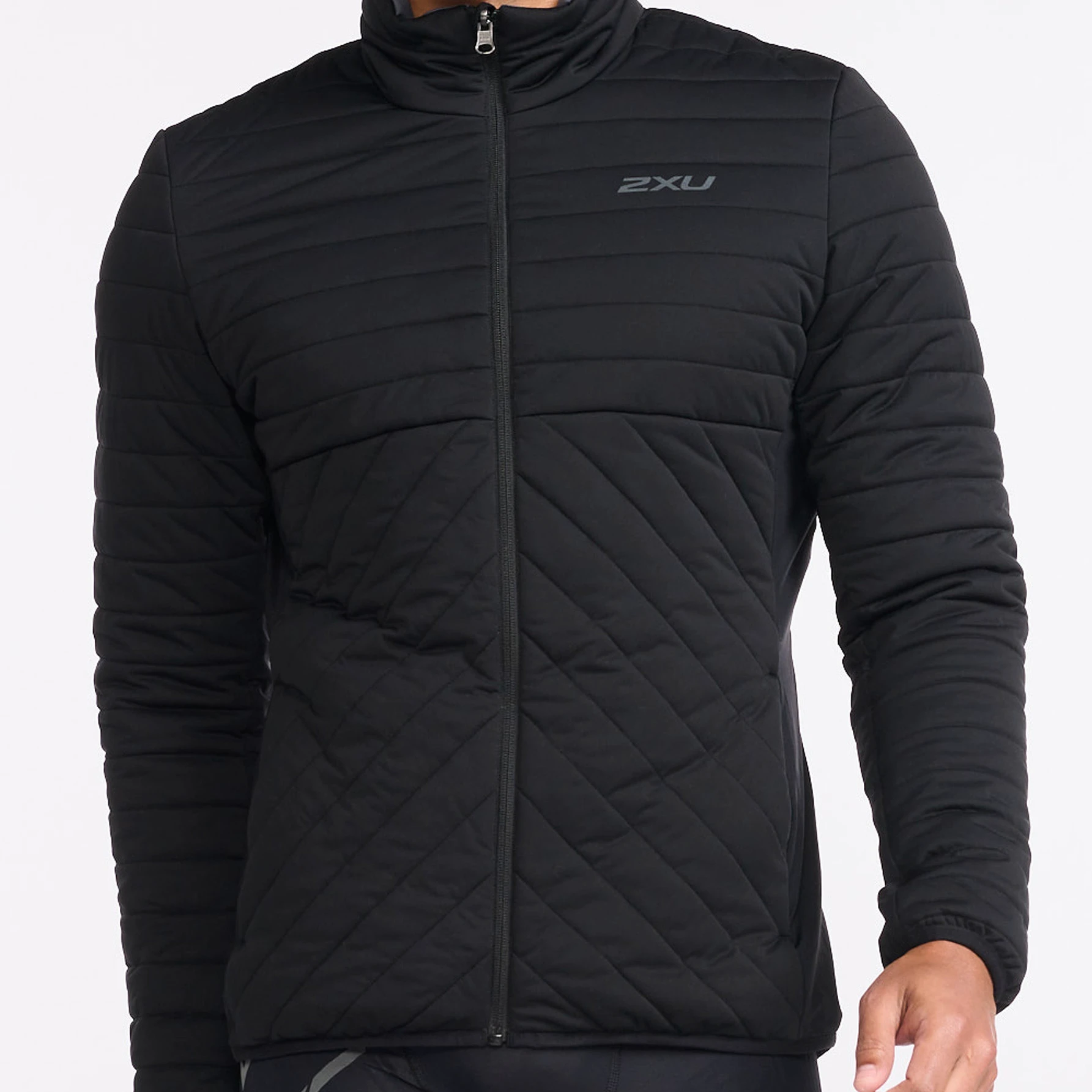 1. 2XU - jacheta iarna cu puf - Ignition Insulation Jacket - neagra