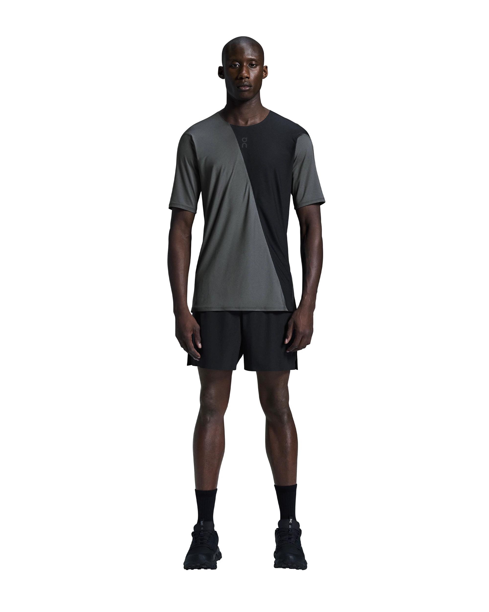 1. On - pantaloni scurti - Ultra Shorts - Black | Black