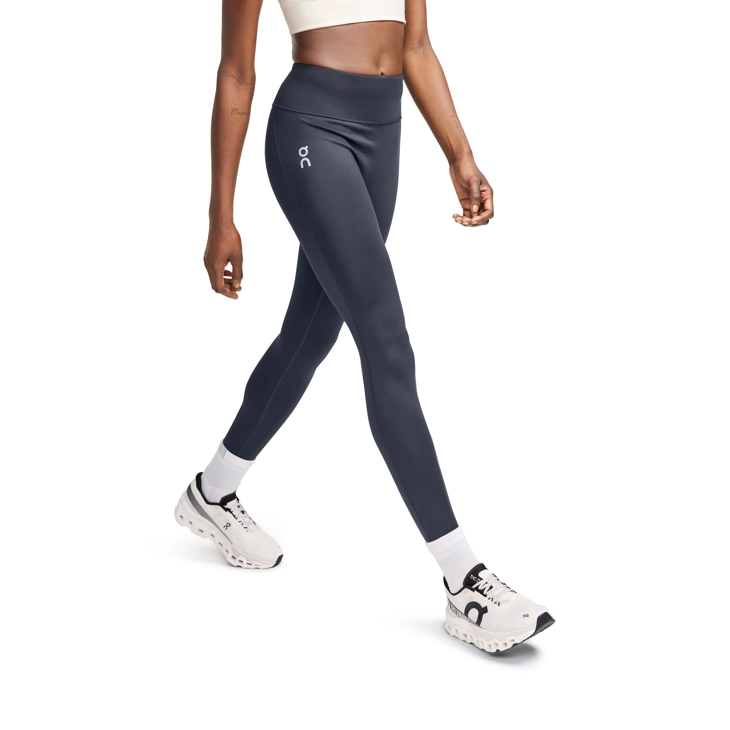 1. On - colanti - Core Tights W - Navy
