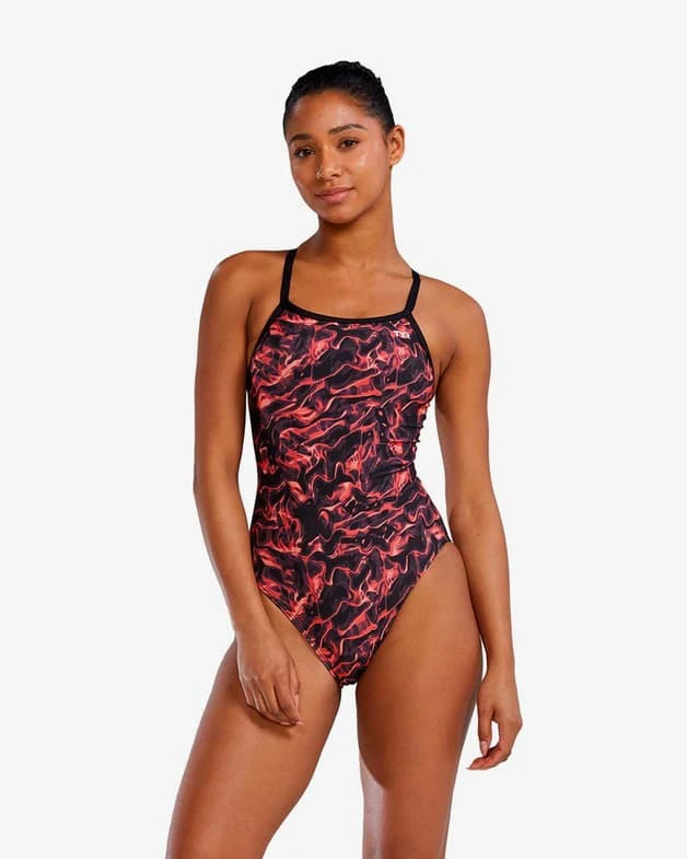 1. TYR - costum inot intreg pentru femei - ENERGIA Durafast Elite Diamondfit W - rosu