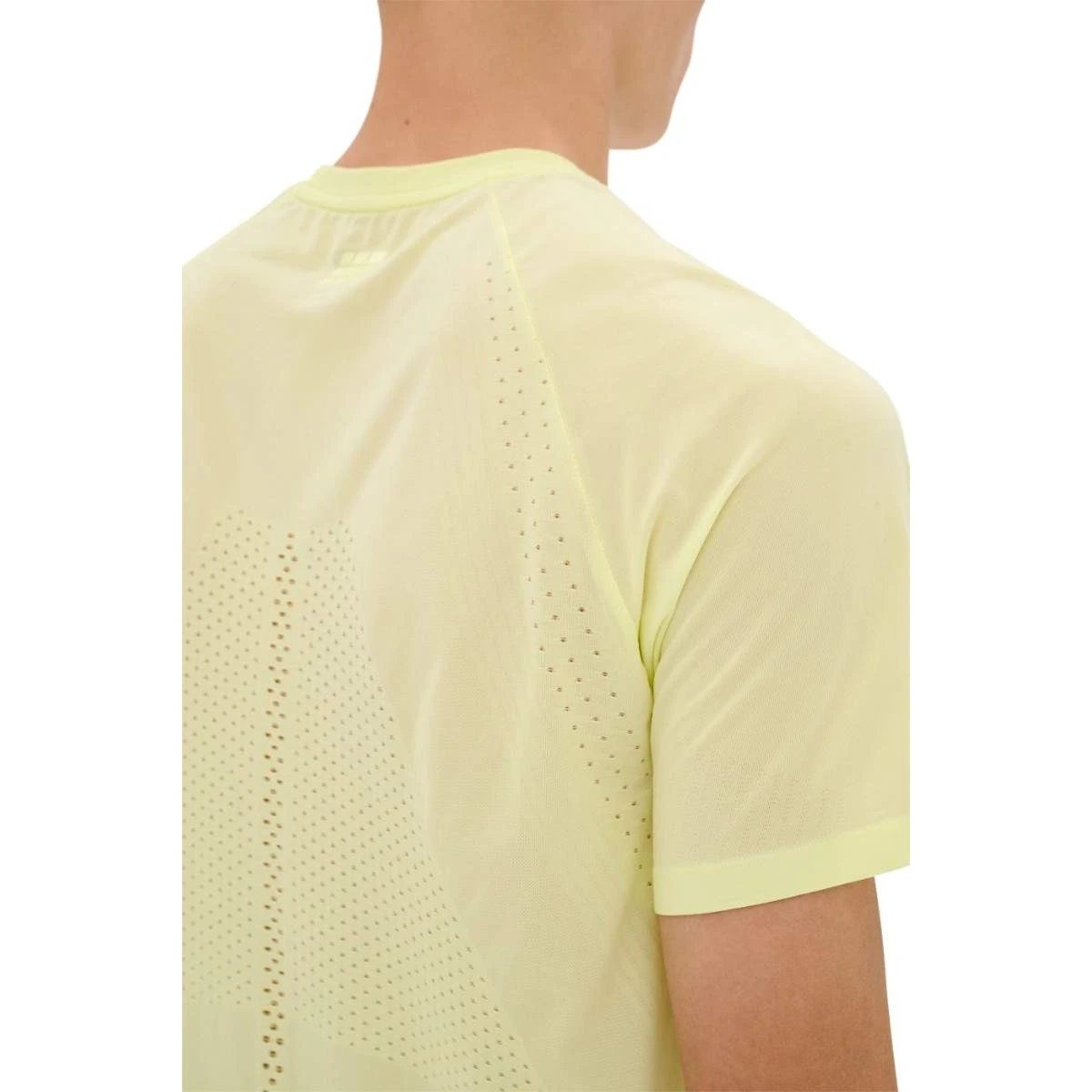 9. CEP - tricou tehnic - ultralight seamless shirt short sleeve v2 - lime