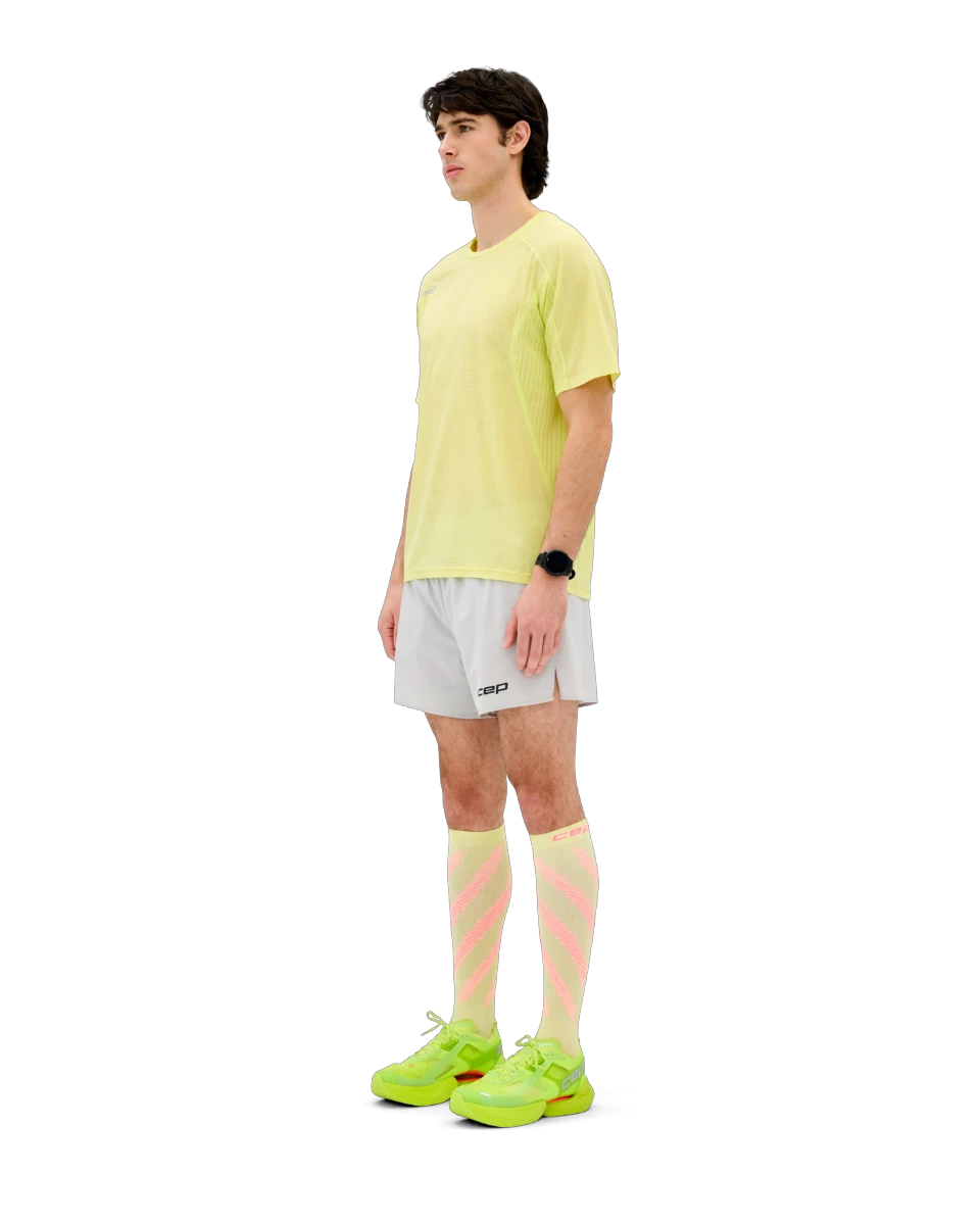 5. Pantaloni scurți alergare CEP Core Run Loose Fit - gri deschis | rezistenți vânt